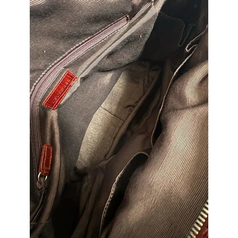 Levenger‎ Suede Leather Shoulder Bag Tote Buckle Red Square Croc Top Zip Purse
